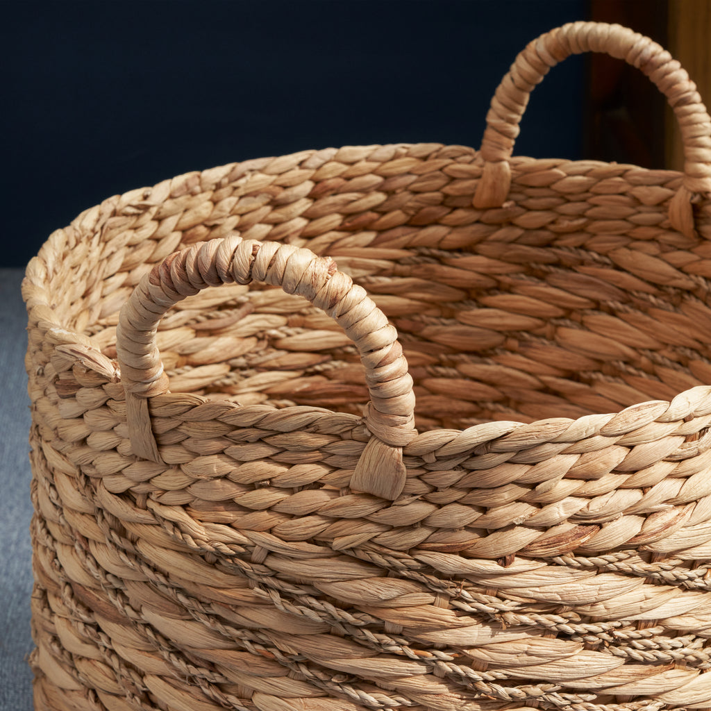 Rustic Round Water Hyacinth Woven Basket with Sturdy Handles - Natural Brown Suitable for Clothes, Towel, Magazine Storage, Farmhouse for, Bathroom, - Basket for Home Decor Accent, Shelf Baskets